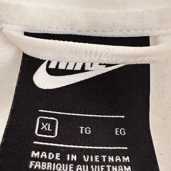 Women Nike zipper - Picture 2 of 2